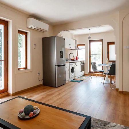 2-Bedroom Flat - Sunny Balcony พลอฟดิฟ ภายนอก รูปภาพ